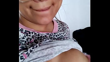 Cởi đồ Ngủ Ra Và Tự Sướng