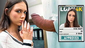 Trải Nghiệm Đầu Đời Với Lỗ Hổng Văn Phòng Đỉnh Cao